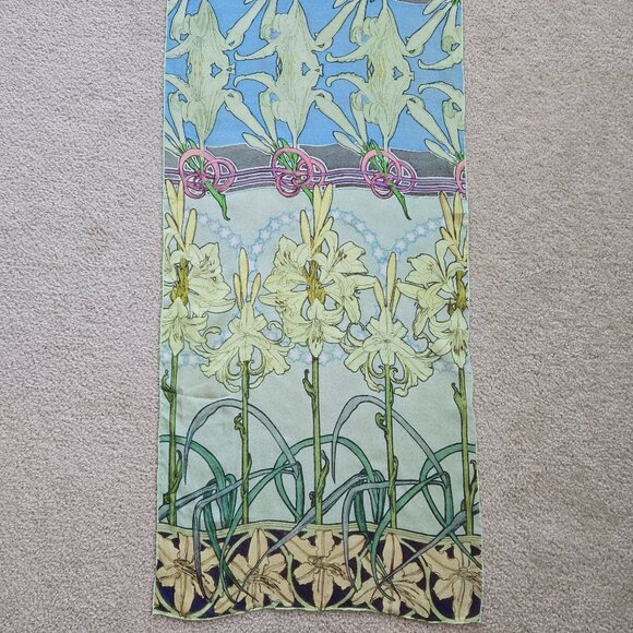Alphonse Mucha Lily Silk Chiffon Scarf - Picture 4 of 10